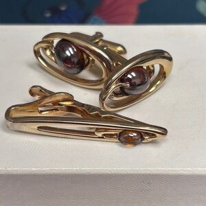 SWANK Gold and Brown Cuff Links Set